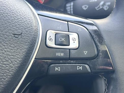 Certified 2021 Volkswagen Jetta SE w/ SE Cold Weather Package image 10