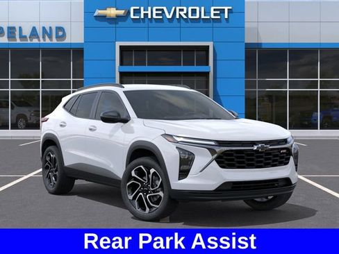 New 2026 Chevrolet Trax RS FWD image 8