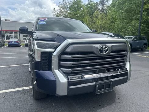 Used 2023 Toyota Tundra Limited w/ Power Package AWD/4WD image 11