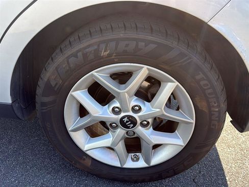 Used 2020 Kia Soul S FWD image 9