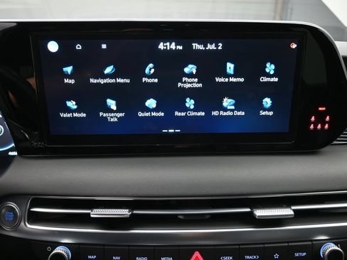 Used 2024 Hyundai Palisade Calligraphy AWD/4WD image 3