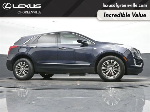 Used 2017 Cadillac XT5 Luxury w/ Driver Awareness Package image 37