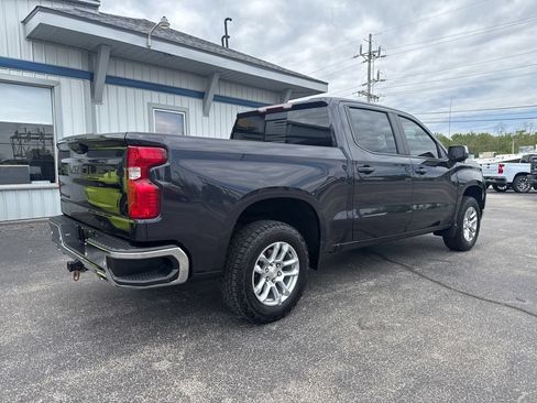 Used 2023 Chevrolet Silverado 1500 LT w/ Z71 Off-Road Package AWD/4WD image 7