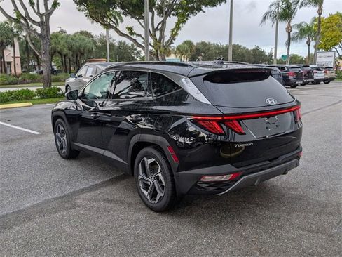 Used 2022 Hyundai Tucson Limited image 10