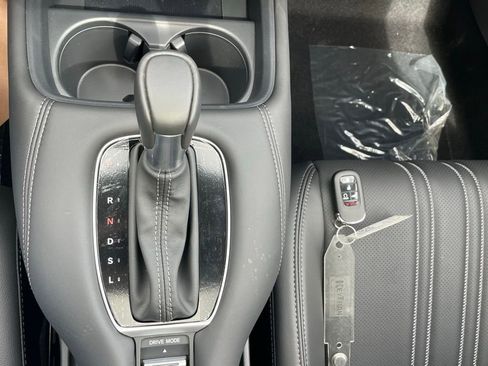 New 2026 Honda HR-V EX-L image 31