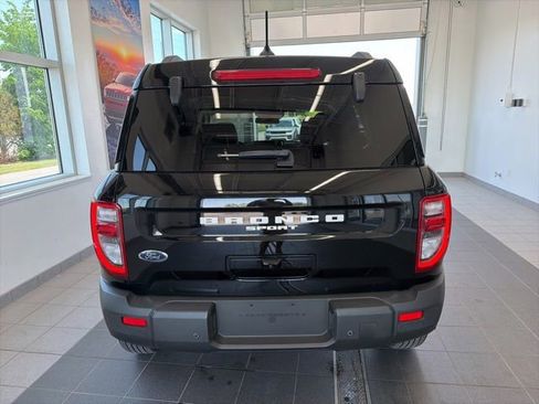 Certified 2025 Ford Bronco Sport Outer Banks w/ Outer Banks Tech Package+ AWD/4WD image 4