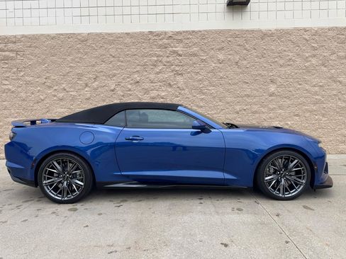 Used 2023 Chevrolet Camaro ZL1 RWD image 7