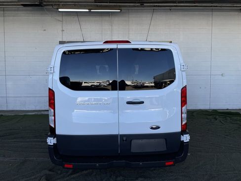 Used 2017 Ford Transit 150 XL image 4