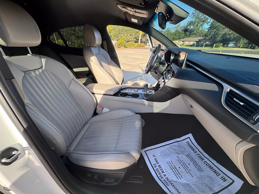 Used 2023 Genesis G70 3.3T RWD image 25