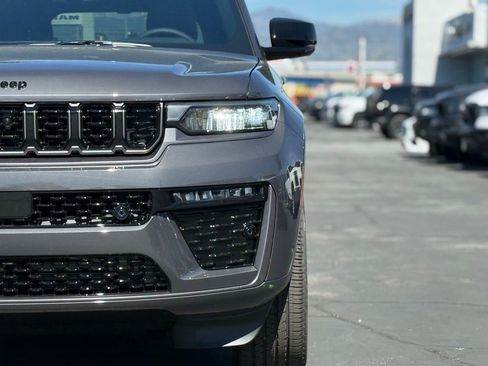 New 2026 Jeep Grand Cherokee L Limited image 4