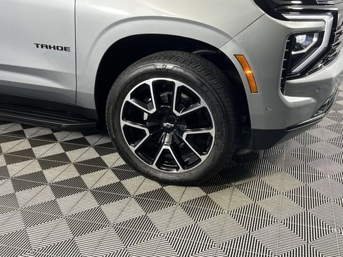 Used 2025 Chevrolet Tahoe RST image 5