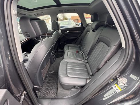 Used 2018 Audi Q5 2.0T Premium Plus w/ Premium Plus Package image 14
