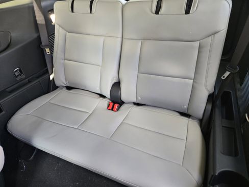 New 2026 Ford Explorer Active w/ Active Comfort Package image 29