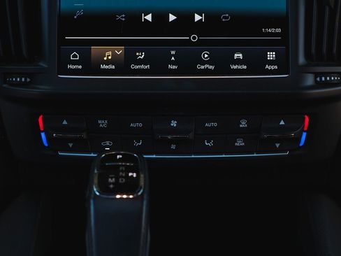 Used 2022 Maserati Levante GT image 40