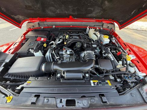 Used 2023 Jeep Wrangler Unlimited Rubicon w/ LED Lighting Group image 46