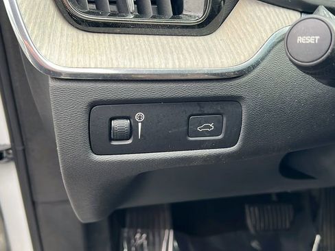 Used 2020 Volvo XC60 T6 Inscription w/ Protection Package Premier image 23