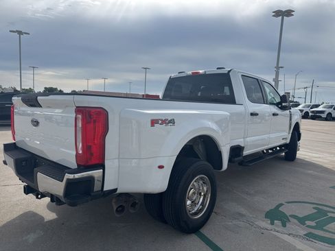 Used 2024 Ford F350 XLT w/ FX4 Off-Road Package AWD/4WD image 3