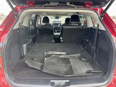 Used 2021 Toyota Highlander Platinum image 35