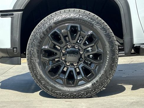 New 2026 GMC Sierra 2500 Denali Ultimate w/ LPO, Black Badging Package AWD/4WD image 26