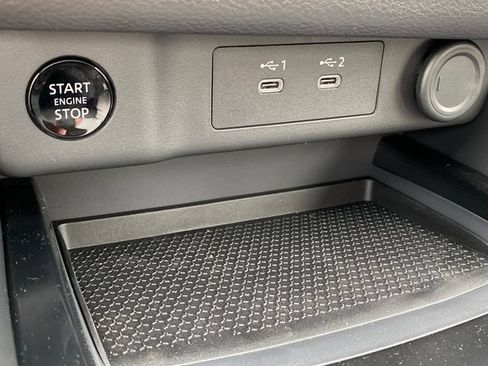 New 2026 Nissan Rogue SV w/ Cold Weather Package AWD/4WD image 19