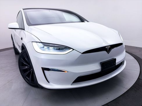 Used 2022 Tesla Model X Plaid AWD/4WD image 8