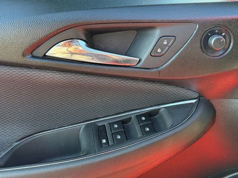 Used 2019 Chevrolet Cruze LS w/ LS Convenience Package image 20