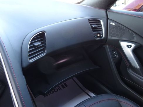 Certified 2018 Chevrolet Corvette Z06 RWD image 20
