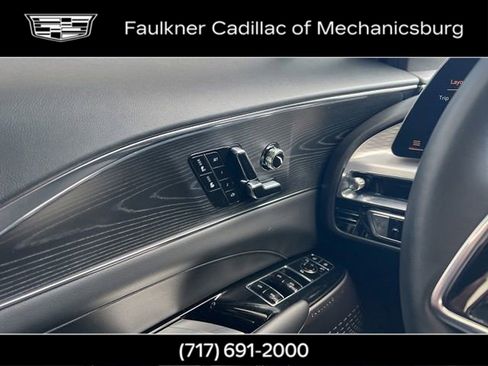 Used 2024 Cadillac Lyriq Sport AWD/4WD image 27