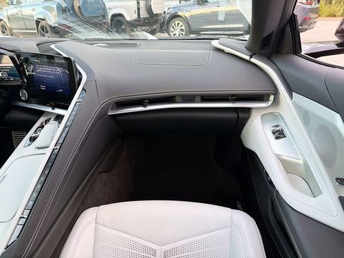 Used 2022 Chevrolet Corvette Stingray Preferred Conv w/ Battery Protection Package image 17