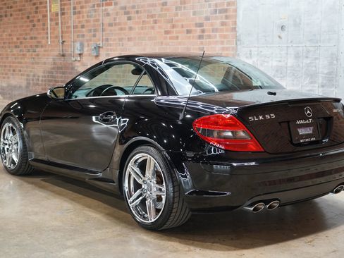 Used 2007 Mercedes-Benz SLK 55 AMG image 16
