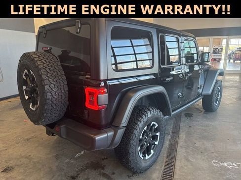 Used 2025 Jeep Wrangler Unlimited Rubicon image 31