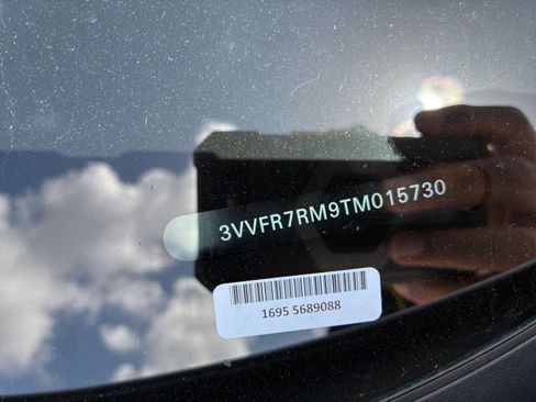 Used 2026 Volkswagen Tiguan SE FWD image 26
