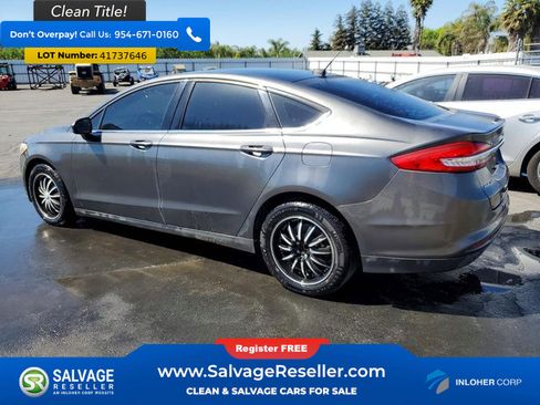 Used 2017 Ford Fusion SE w/ Fusion SE Technology Package FWD image 3
