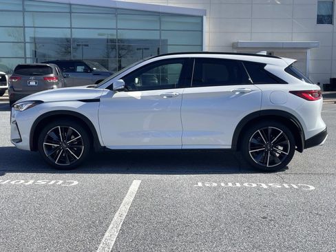 Used 2024 INFINITI QX50 Sport image 2