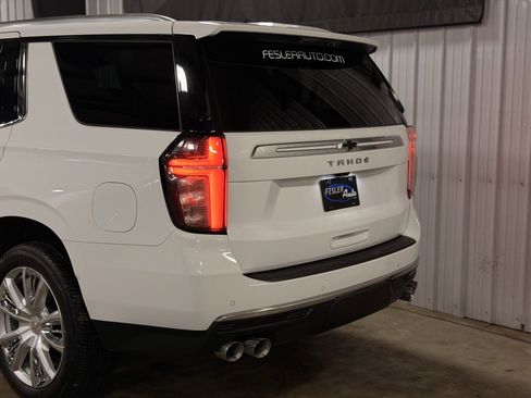 Used 2021 Chevrolet Tahoe High Country w/ Premium Package image 10