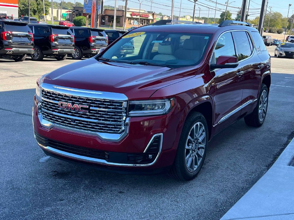 Certified 2020 GMC Acadia Denali w/ Technology Package FWD image 7