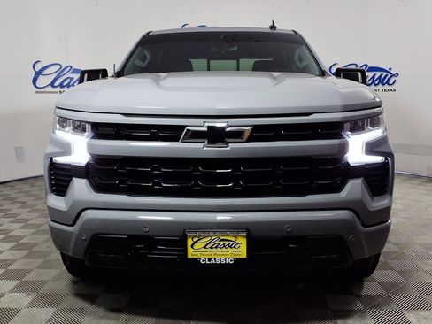 Used 2025 Chevrolet Silverado 1500 RST AWD/4WD image 3