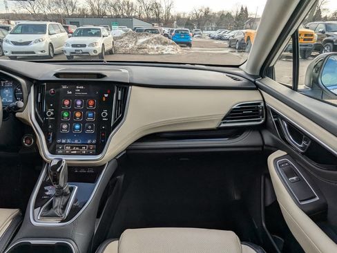 Used 2024 Subaru Outback Limited image 17