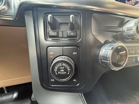 Used 2022 Ford F150 Lariat w/ Equipment Group 502A High AWD/4WD image 31