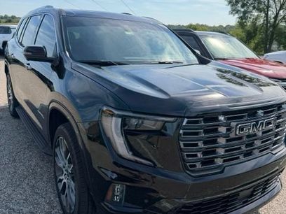 Used 2026 GMC Acadia Denali Ultimate w/ LPO, Floor Liner Package
