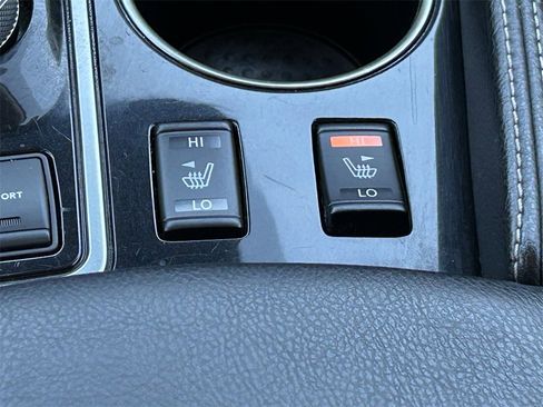 Used 2023 Nissan Maxima SV w/ Floor Mat Group image 18