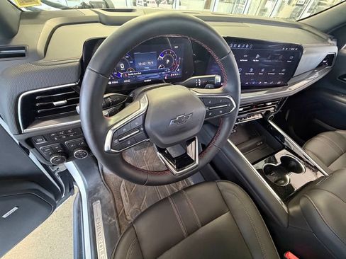 Used 2026 Chevrolet Tahoe RST w/ Comfort Package AWD/4WD image 18