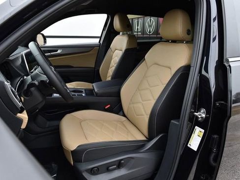 New 2026 Volkswagen Atlas Cross Sport SE image 18