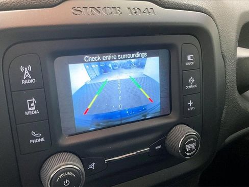 Used 2017 Jeep Renegade Altitude image 19