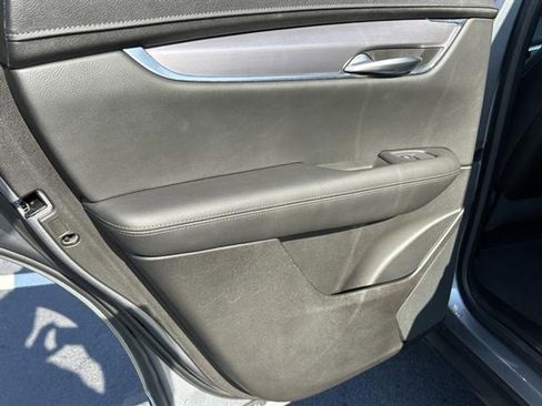 Used 2021 Cadillac XT5 Luxury image 24