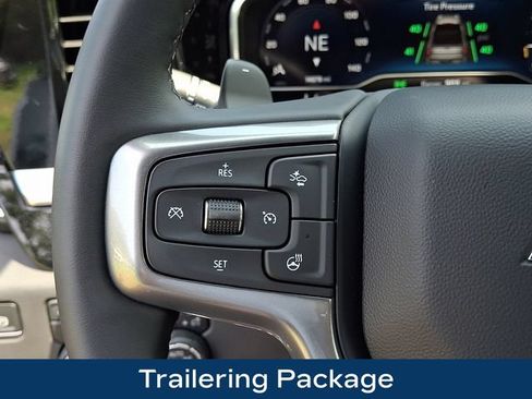 Used 2025 Chevrolet Silverado 1500 LT Trail Boss w/ LPO, Dark Essentials Package AWD/4WD image 8