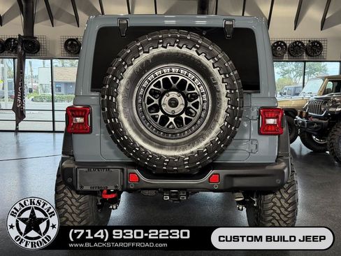 Used 2024 Jeep Wrangler Unlimited Rubicon w/ Capability Package AWD/4WD image 19