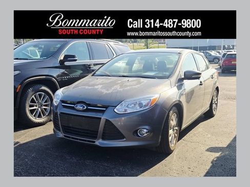 Used 2012 Ford Focus SEL FWD image 1