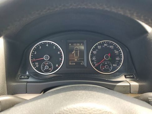 Used 2015 Volkswagen Tiguan SE FWD image 21