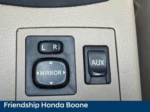 Used 2010 Toyota RAV4 4WD V6 image 21